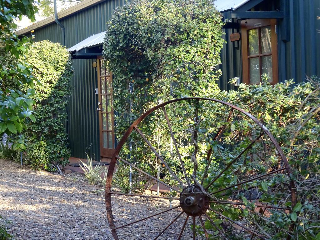 Lagoon Pocket Bed & Breakfast Exterior foto